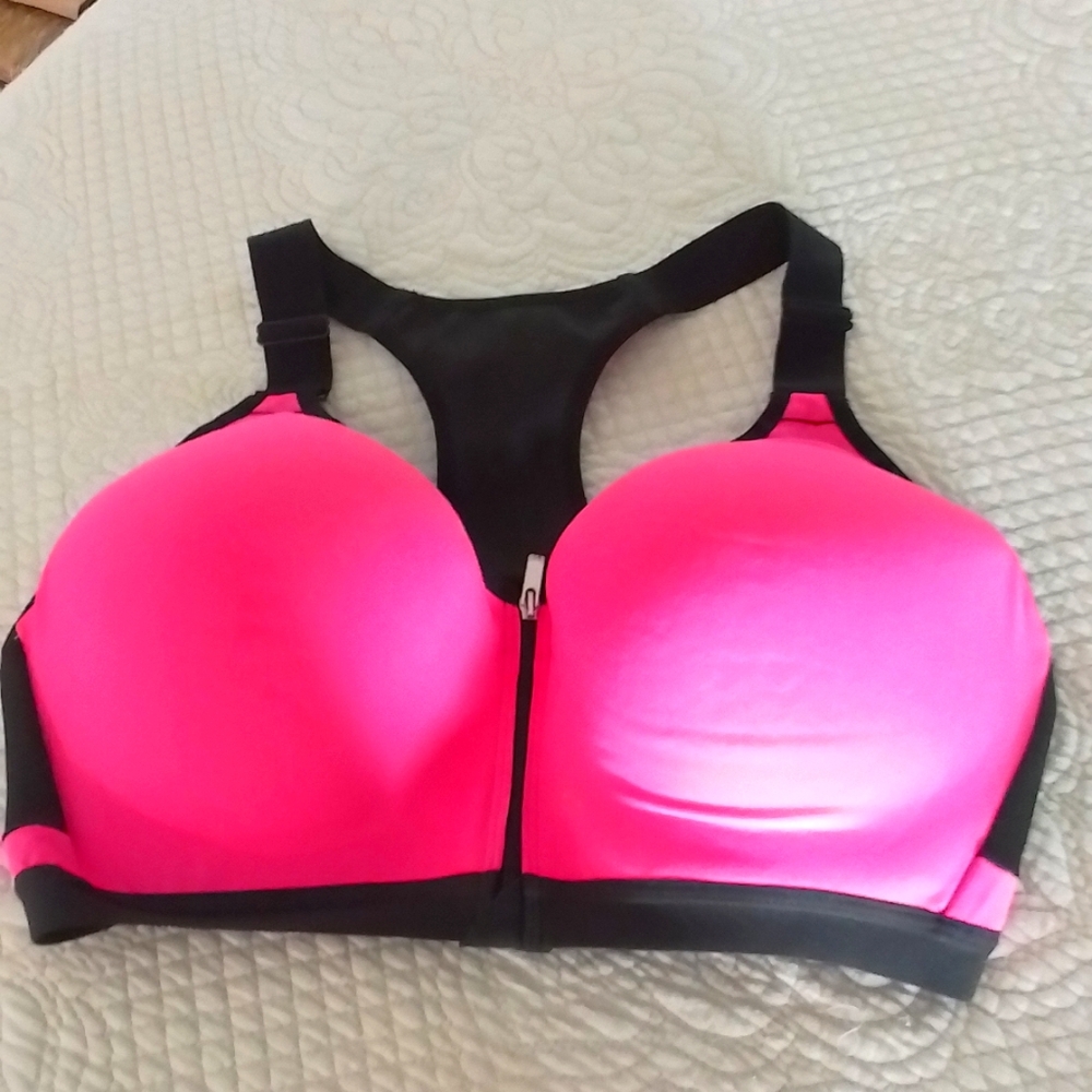 Victoria Secret VSX Sport Bra